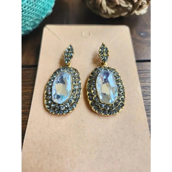 Gold, White, and Gray Crystal Earrings With Push Back - Picture 4 of 7